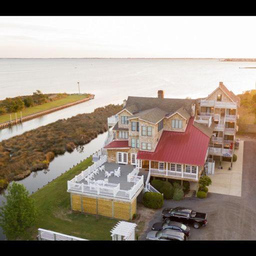 The Burrus House Inn Waterfront Suites Manteo Eksteriør bilde